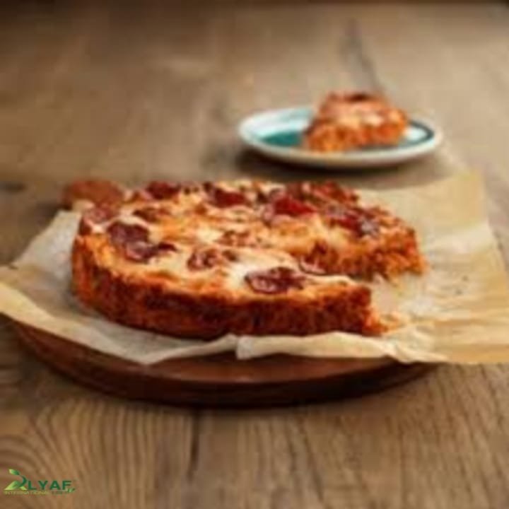 بيتزا البيبروني مع صلصة بولونيز